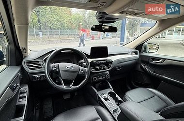 Внедорожник / Кроссовер Ford Escape 2020 в Львове