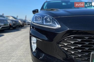 Внедорожник / Кроссовер Ford Escape 2021 в Киеве