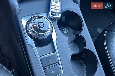 Внедорожник / Кроссовер Ford Escape 2020 в Одессе