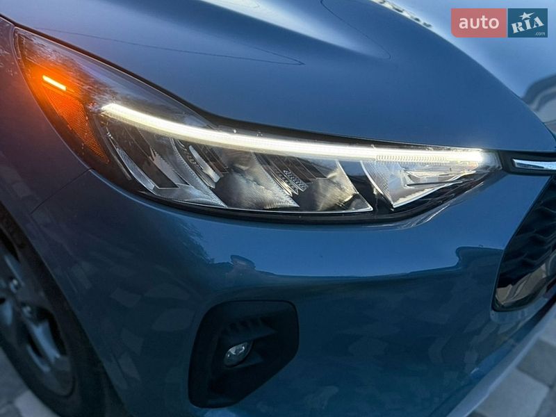 Внедорожник / Кроссовер Ford Escape 2023 в Гайвороне