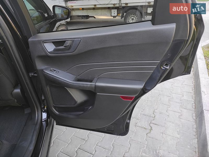 Позашляховик / Кросовер Ford Escape 2023 в Хмельницькому