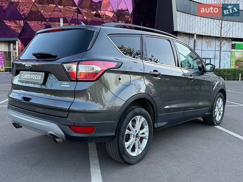 Позашляховик / Кросовер Ford Escape 2018 в Києві