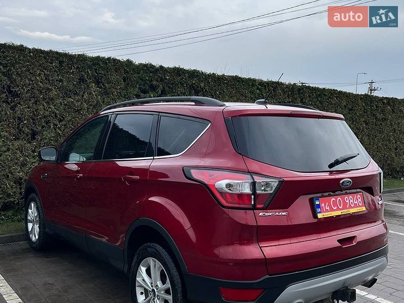 Позашляховик / Кросовер Ford Escape 2017 в Львові