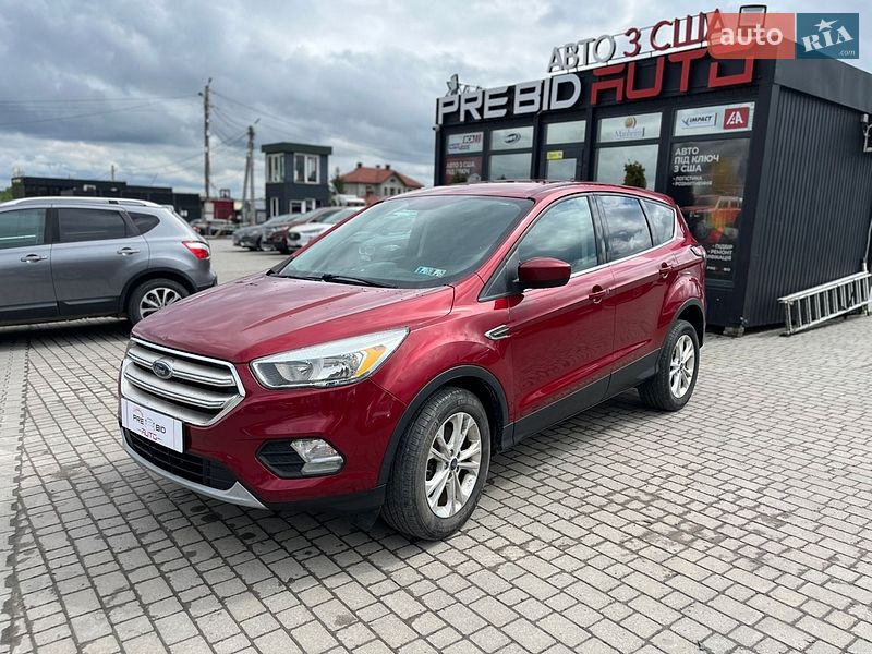 Позашляховик / Кросовер Ford Escape 2016 в Львові