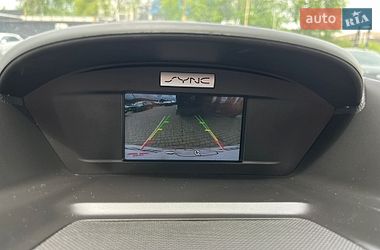 Позашляховик / Кросовер Ford Escape 2016 в Львові