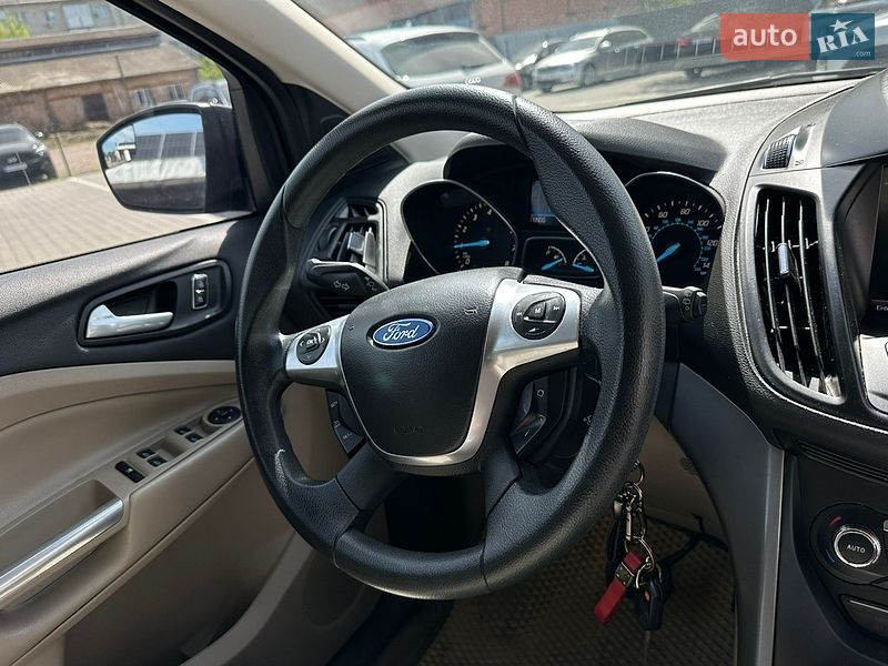 Внедорожник / Кроссовер Ford Escape 2014 в Нежине