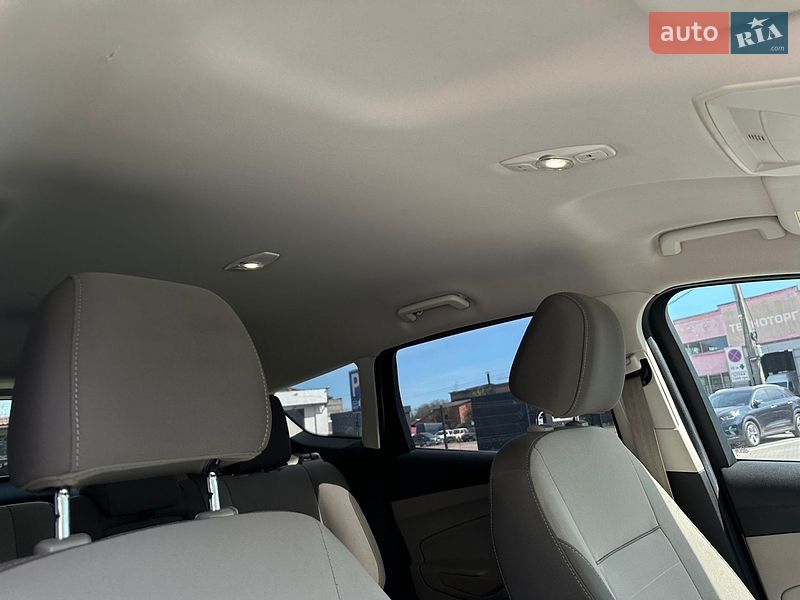 Внедорожник / Кроссовер Ford Escape 2014 в Нежине