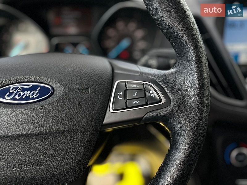 Внедорожник / Кроссовер Ford Escape 2018 в Коломые