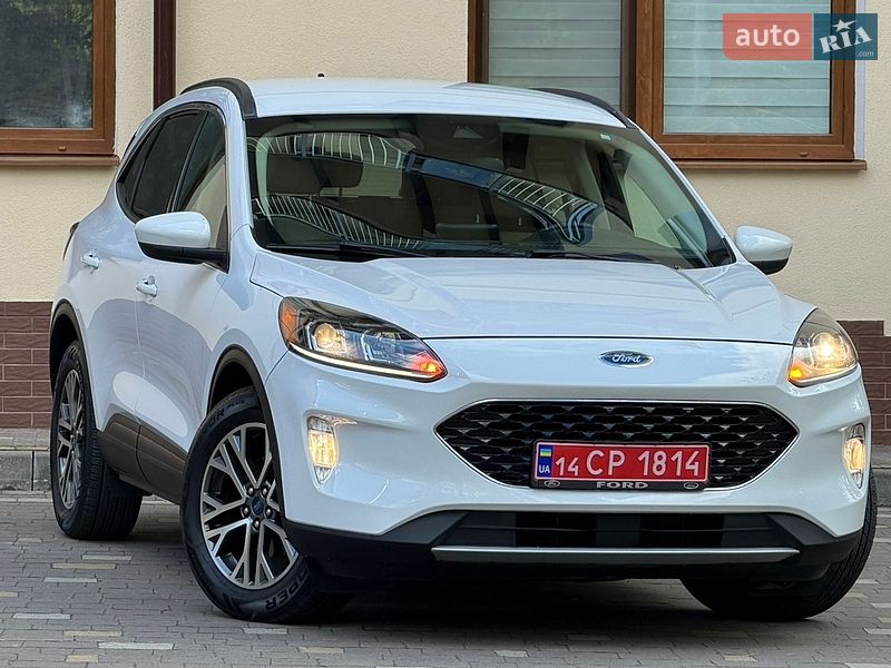 Позашляховик / Кросовер Ford Escape 2020 в Дрогобичі
