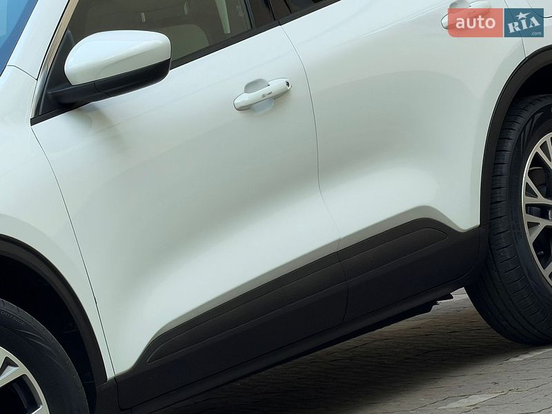 Позашляховик / Кросовер Ford Escape 2020 в Дрогобичі