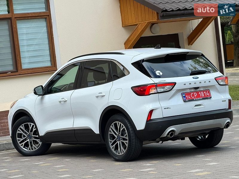 Позашляховик / Кросовер Ford Escape 2020 в Дрогобичі
