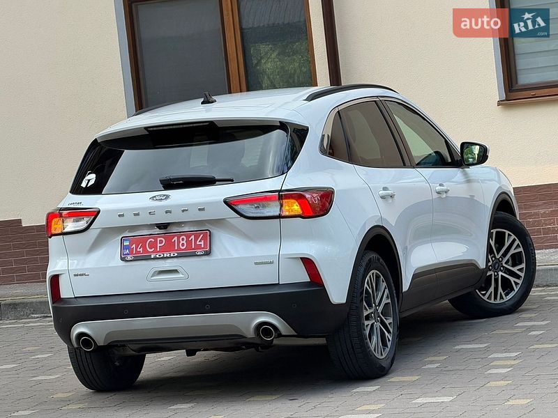 Позашляховик / Кросовер Ford Escape 2020 в Дрогобичі
