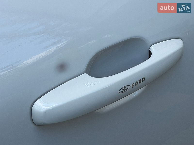 Позашляховик / Кросовер Ford Escape 2020 в Дрогобичі