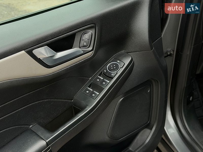 Внедорожник / Кроссовер Ford Escape 2022 в Шептицькому
