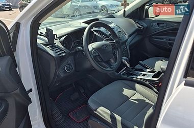 Позашляховик / Кросовер Ford Escape 2016 в Харкові