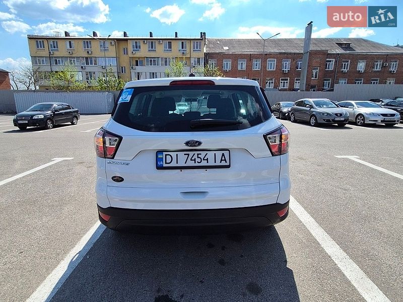 Позашляховик / Кросовер Ford Escape 2016 в Харкові