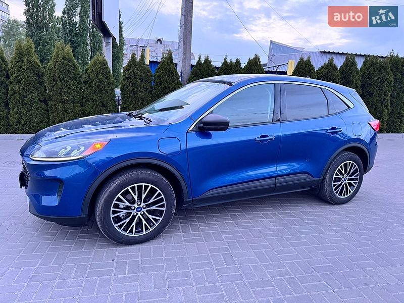 Внедорожник / Кроссовер Ford Escape 2022 в Черкассах