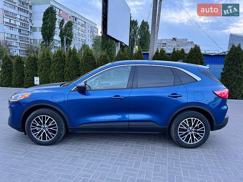 Внедорожник / Кроссовер Ford Escape 2022 в Черкассах