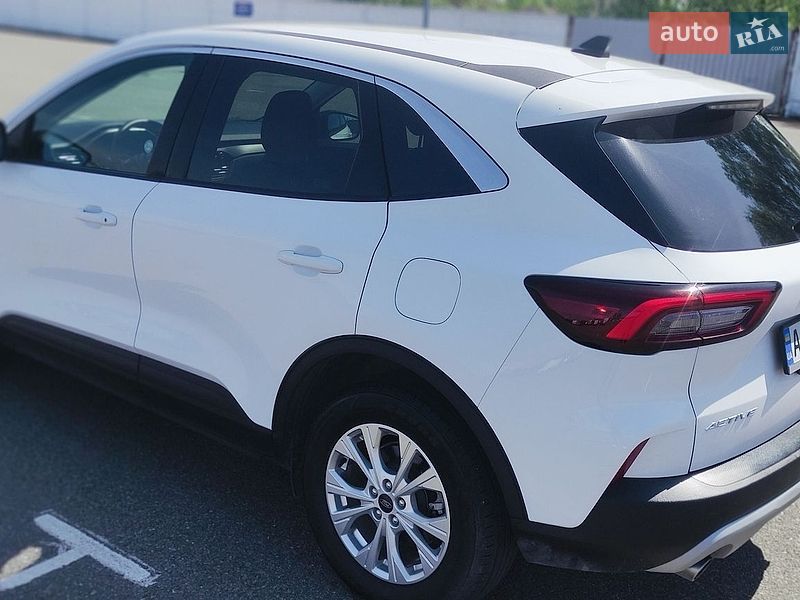 Позашляховик / Кросовер Ford Escape 2023 в Києві