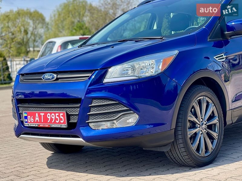 Позашляховик / Кросовер Ford Escape 2015 в Житомирі