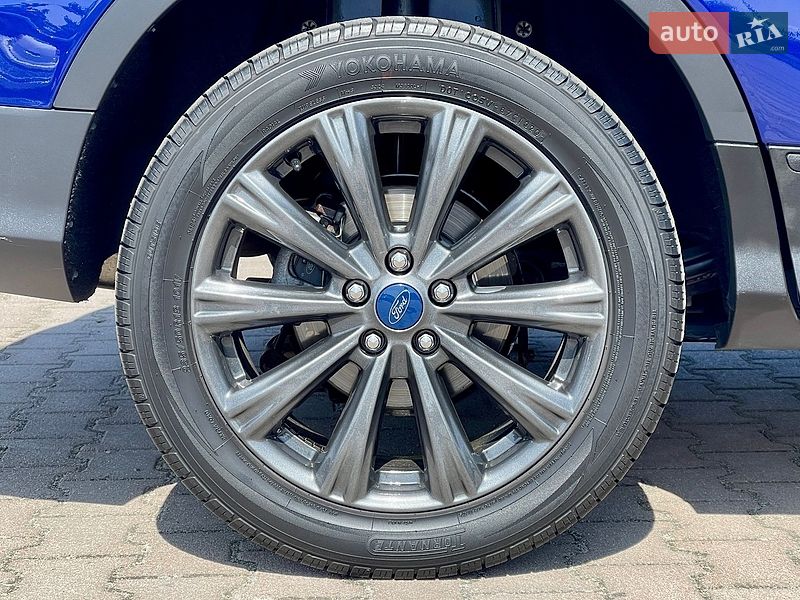 Позашляховик / Кросовер Ford Escape 2015 в Житомирі
