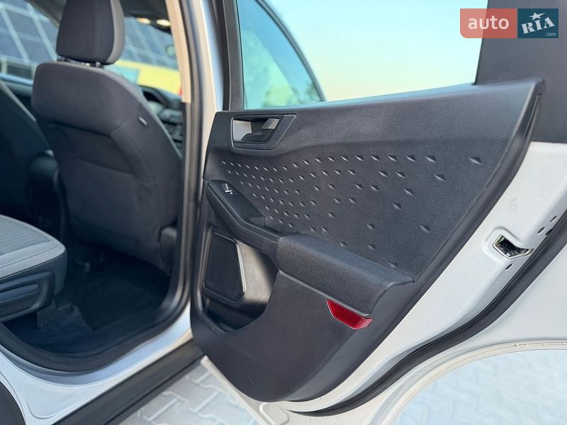 Внедорожник / Кроссовер Ford Escape 2020 в Владимире
