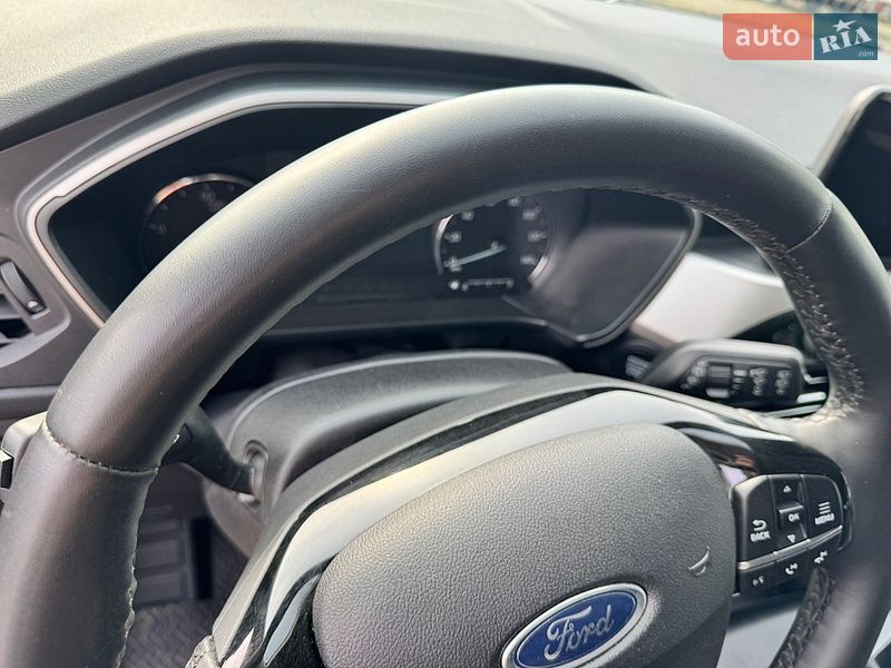 Внедорожник / Кроссовер Ford Escape 2022 в Черкассах