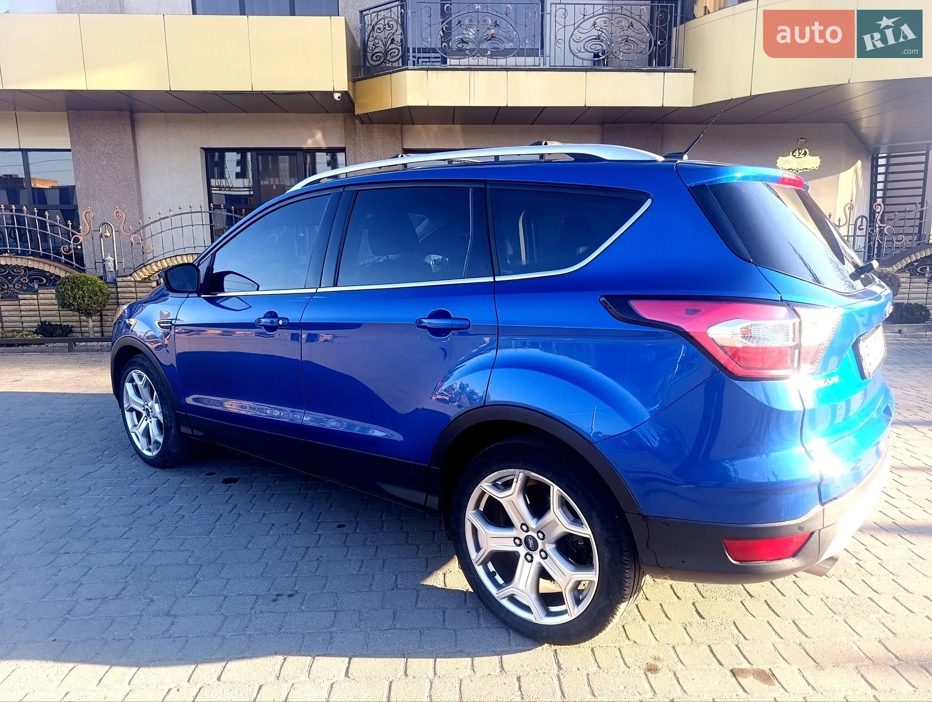 2017 Ford Escape - мініатюра 2