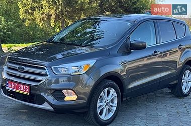 Позашляховик / Кросовер Ford Escape 2019 в Дубні