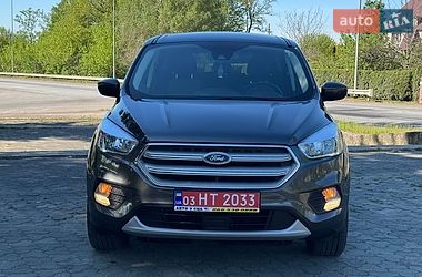 Позашляховик / Кросовер Ford Escape 2019 в Дубні