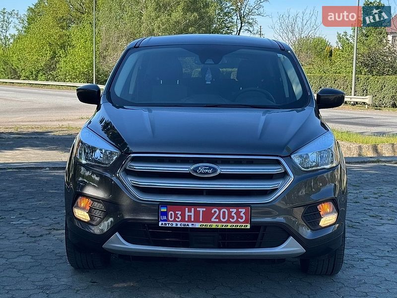 Позашляховик / Кросовер Ford Escape 2019 в Дубні