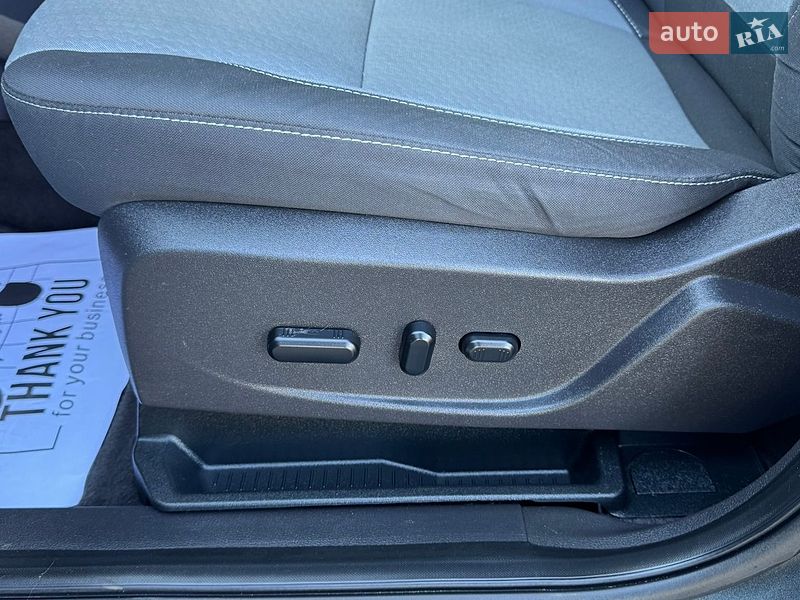 Позашляховик / Кросовер Ford Escape 2019 в Дубні