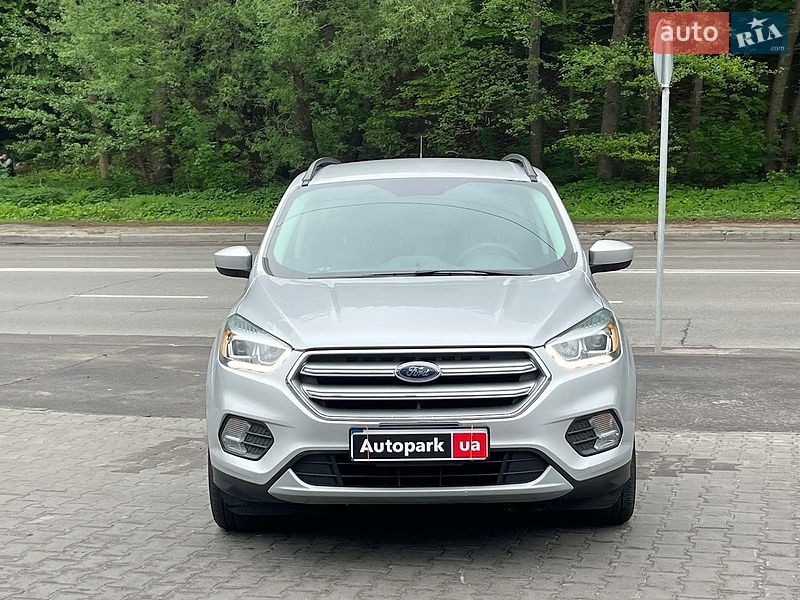 Внедорожник / Кроссовер Ford Escape 2017 в Киеве