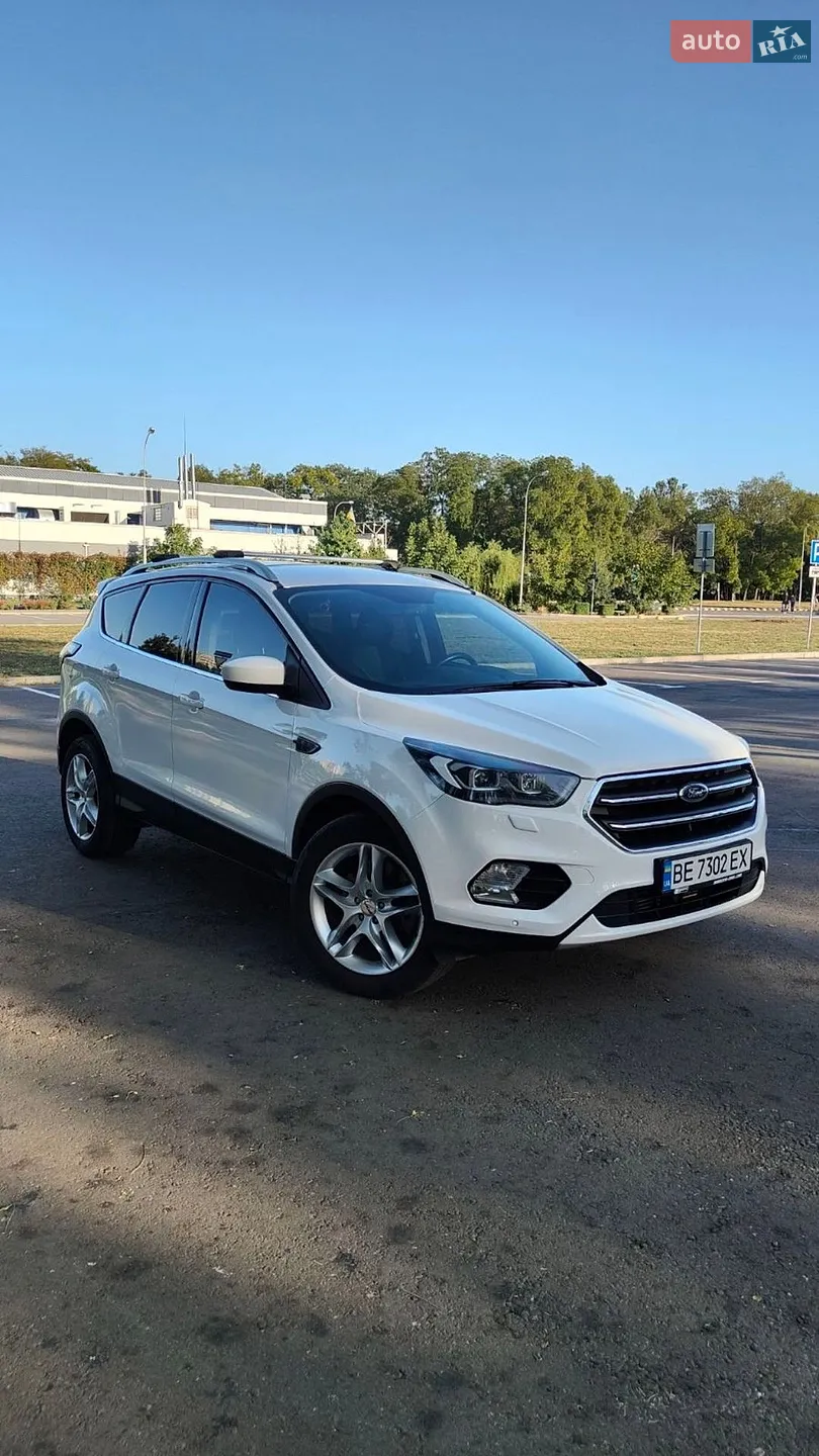 2017 Ford Escape - фото 1