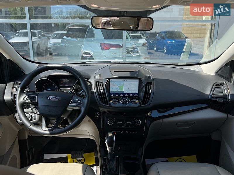 Внедорожник / Кроссовер Ford Escape 2018 в Ивано-Франковске