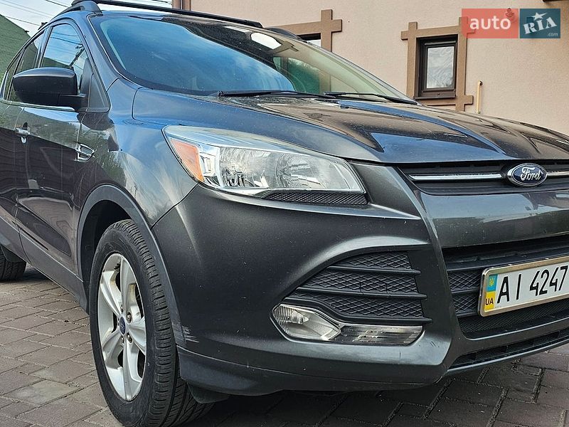 Внедорожник / Кроссовер Ford Escape 2015 в Киеве