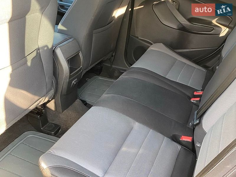 Внедорожник / Кроссовер Ford Escape 2018 в Хмельницком