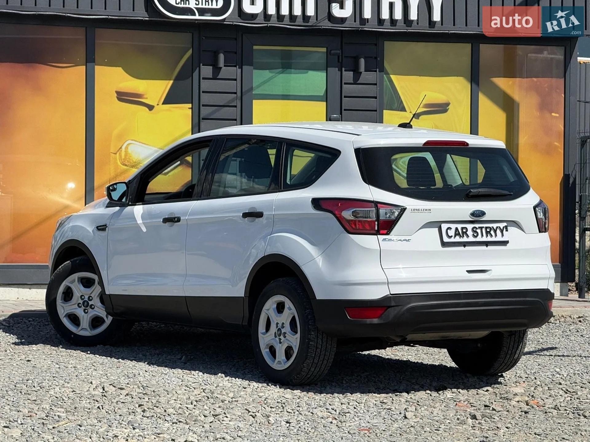 2017 Ford Escape - мініатюра 16