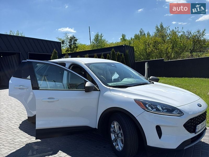 Позашляховик / Кросовер Ford Escape 2022 в Києві