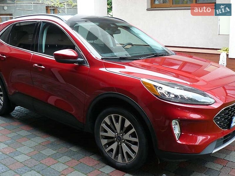 Внедорожник / Кроссовер Ford Escape 2022 в Ивано-Франковске