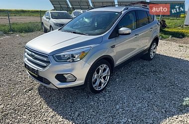 Внедорожник / Кроссовер Ford Escape 2018 в Городке