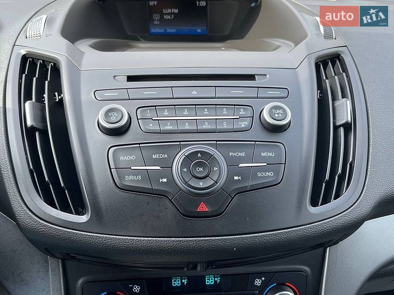 Внедорожник / Кроссовер Ford Escape 2018 в Львове