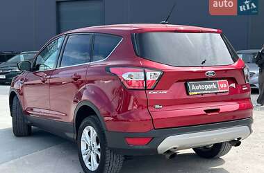 Внедорожник / Кроссовер Ford Escape 2017 в Львове