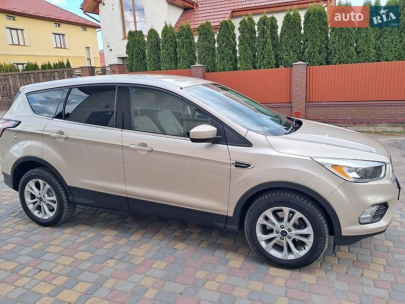 Ford Escape 2017