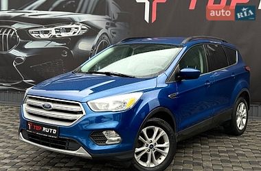Позашляховик / Кросовер Ford Escape 2018 в Львові