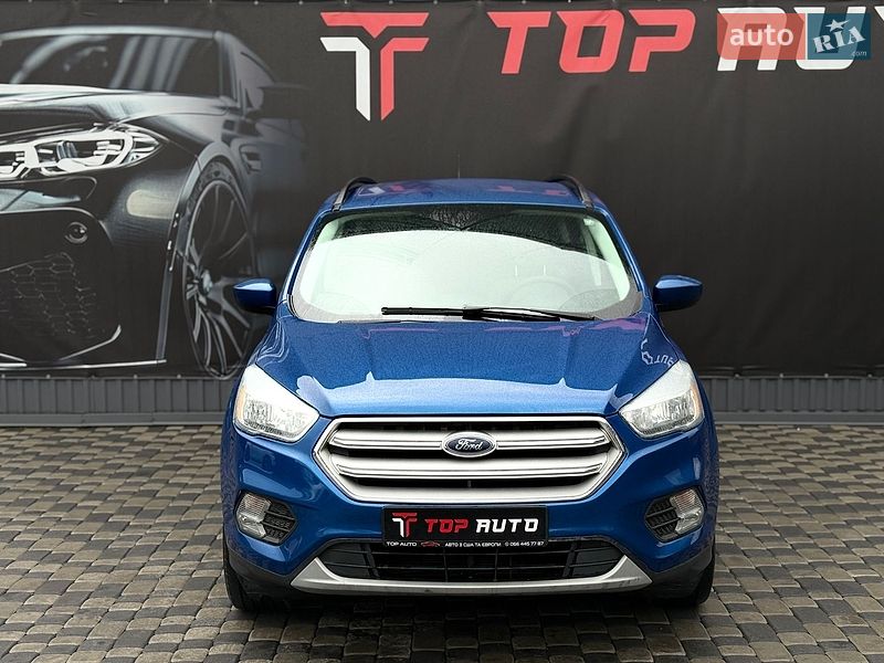 Позашляховик / Кросовер Ford Escape 2018 в Львові