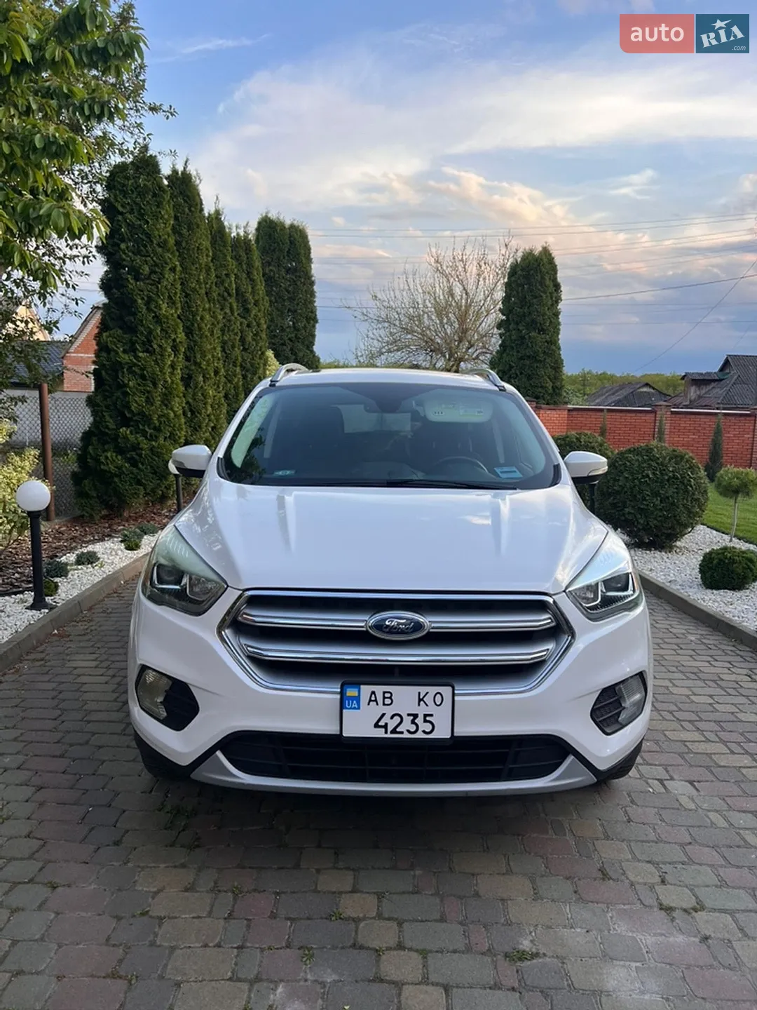 2017 Ford Escape - мініатюра 2