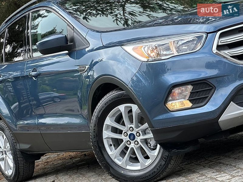 Внедорожник / Кроссовер Ford Escape 2018 в Самборе фото 56 Внедорожник / Кроссовер Ford Escape 2018 в Самборе