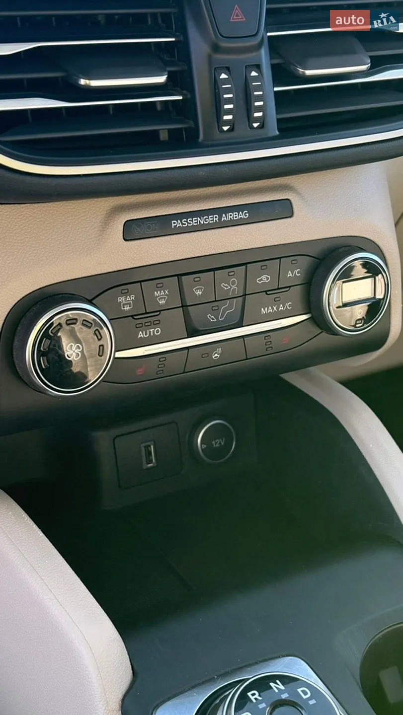 2020 Ford Escape - мініатюра 12