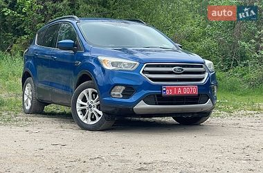 Внедорожник / Кроссовер Ford Escape 2017 в Львове